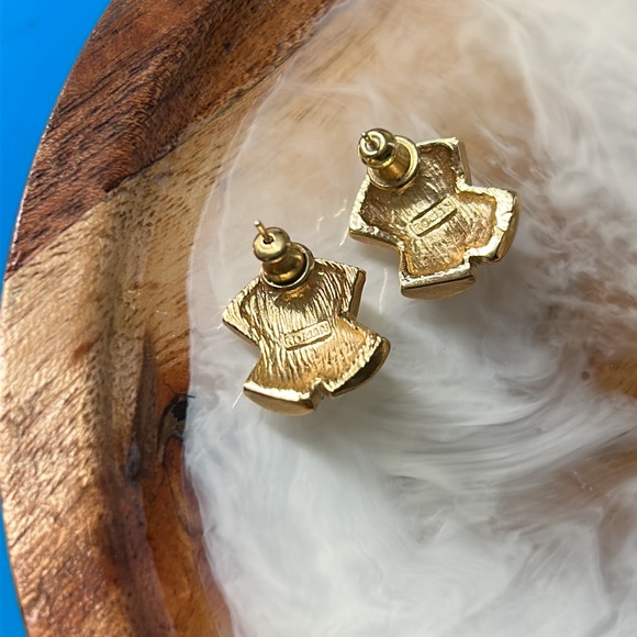 🖤14K gold post “X” design earrings - Picture 9 of 17